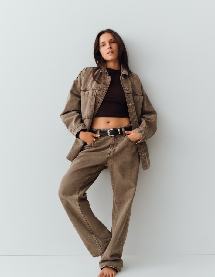 Shoppable Outfit Image