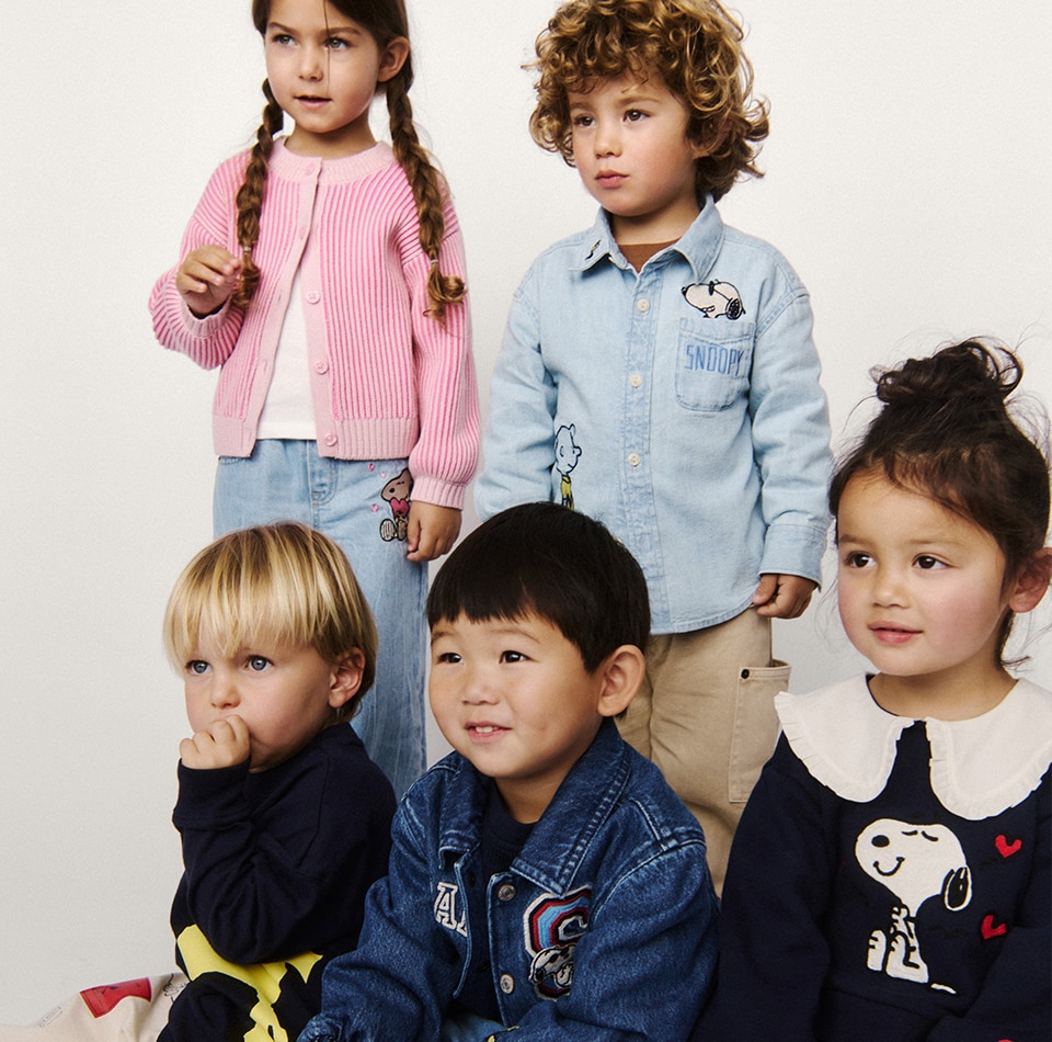 スヌ ピーマゆッドストック、そして仲間たちをフィーチャーした、Gap限定のスペシャルコレクション。